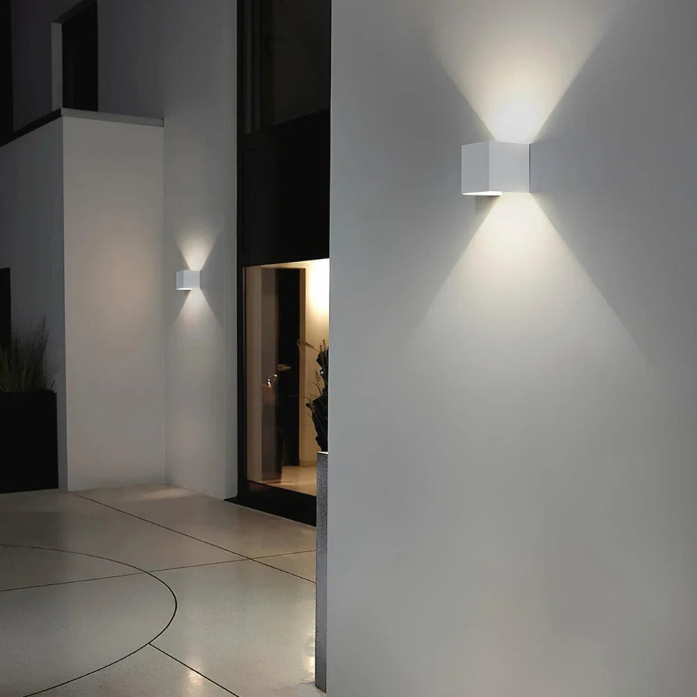 Adjustable Up-Down Cube Wall Light 10
