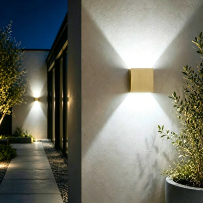 Adjustable Up-Down Cube Wall Light 8