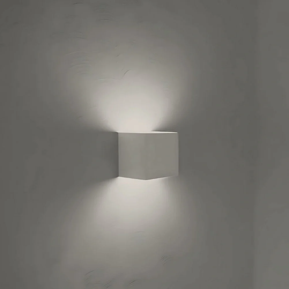 Adjustable Up-Down Cube Wall Light 3